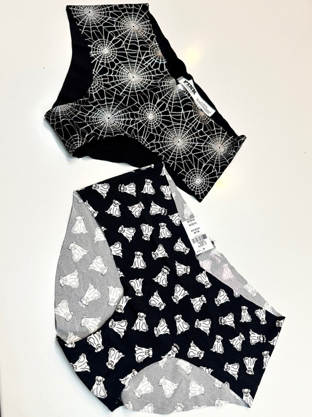 2 VS PINK Halloween Spider Web Dog Ghost Panties Med Cheeky No Show Hipster NWT